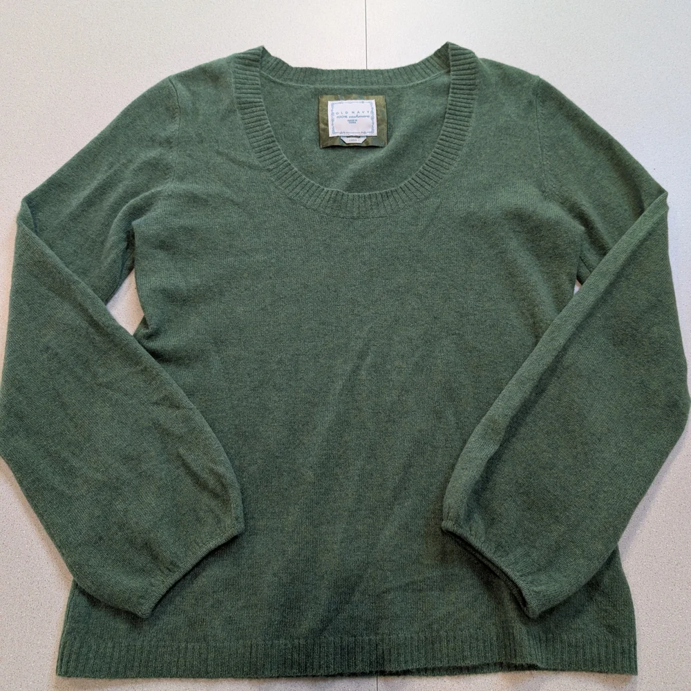 100% Cashmere Old Navy Women's Green Crew Neck Sweater - Picture 1 of 5
